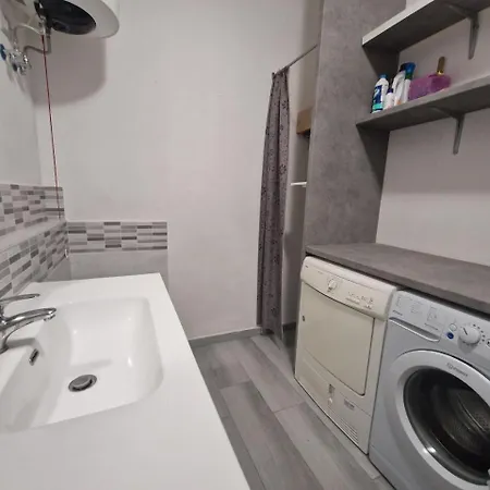 Daire Acero Holidayhouses - Aria Condizionata, 100 M Dalla Di Sabbia Civitanova Marche