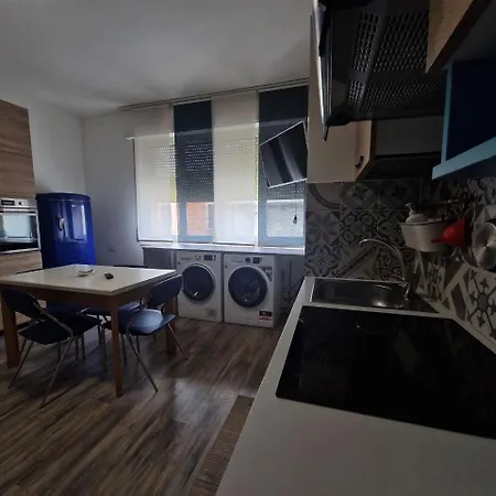 Acero Holidayhouses - Aria Condizionata, 100 M Dalla Di Sabbia Daire Civitanova Marche