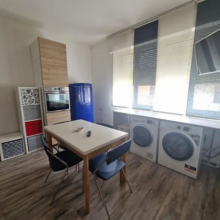 Acero Holidayhouses - Aria Condizionata, 100 M Dalla Di Sabbia * Civitanova Marche