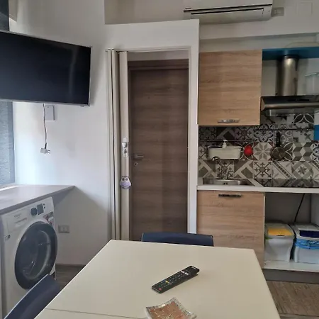 Acero Holidayhouses - Aria Condizionata, 100 M Dalla Di Sabbia Lejlighed